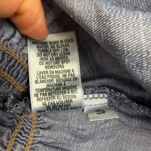 Bella Dahl Womens Smocked Off The Shoulder Denim Top Small - Picture 7 of 13